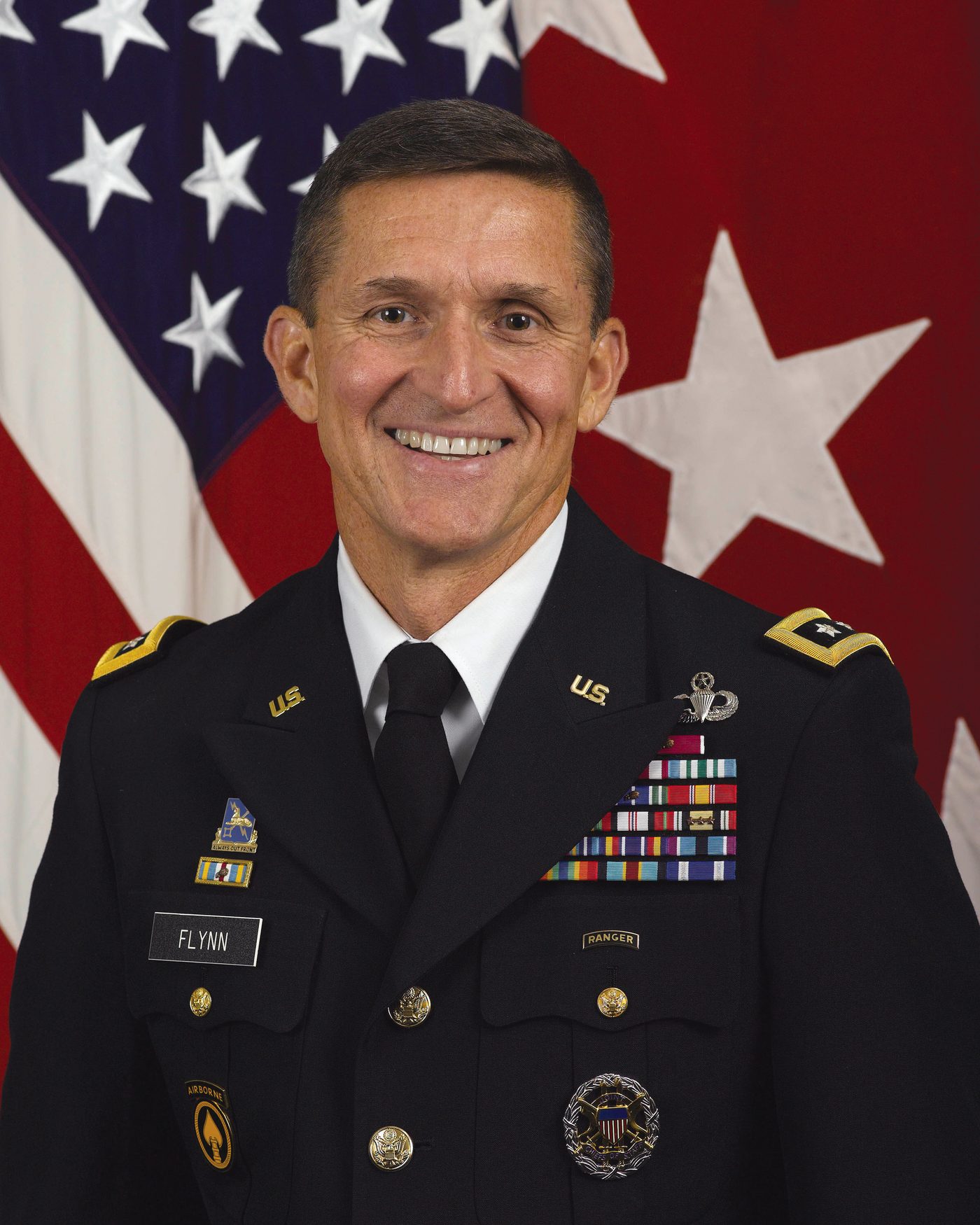 Official Defense Intelligence Agency portrait of Michael T. Flynn